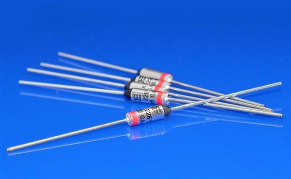 Elmwood D 系列  愛姆伍德溫度保險絲